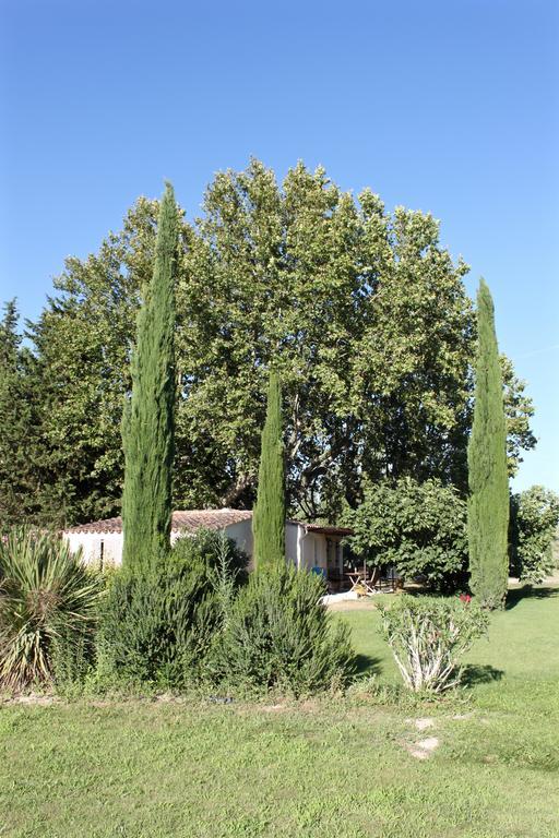 Domaine De Fontbelle Panzió Graveson Kültér fotó
